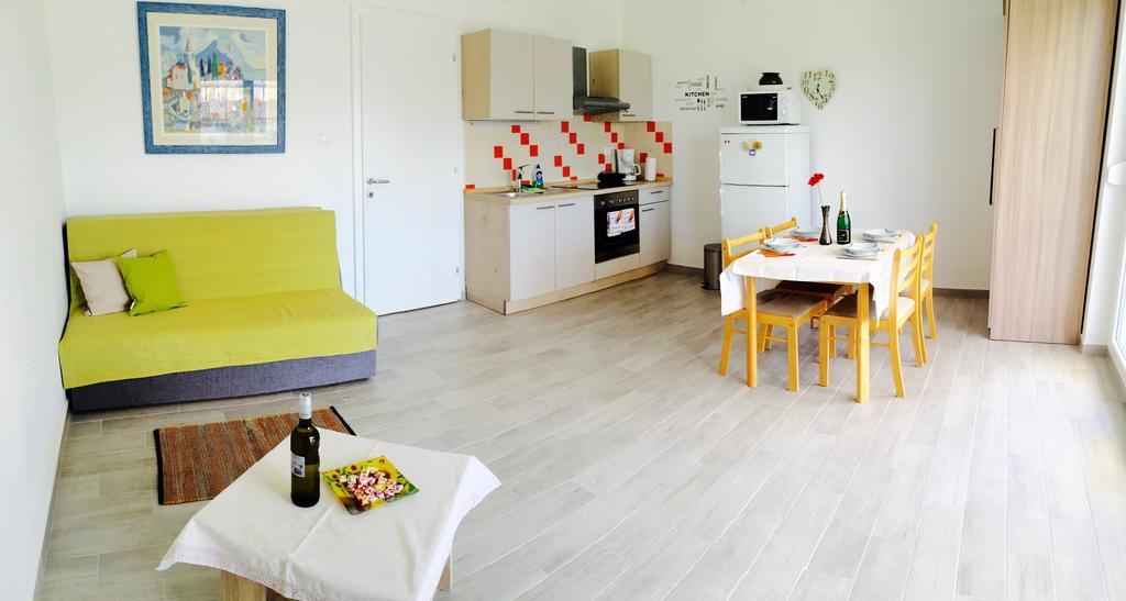 Apartment Dvorska تْسْغيكفانِتْسا المظهر الخارجي الصورة