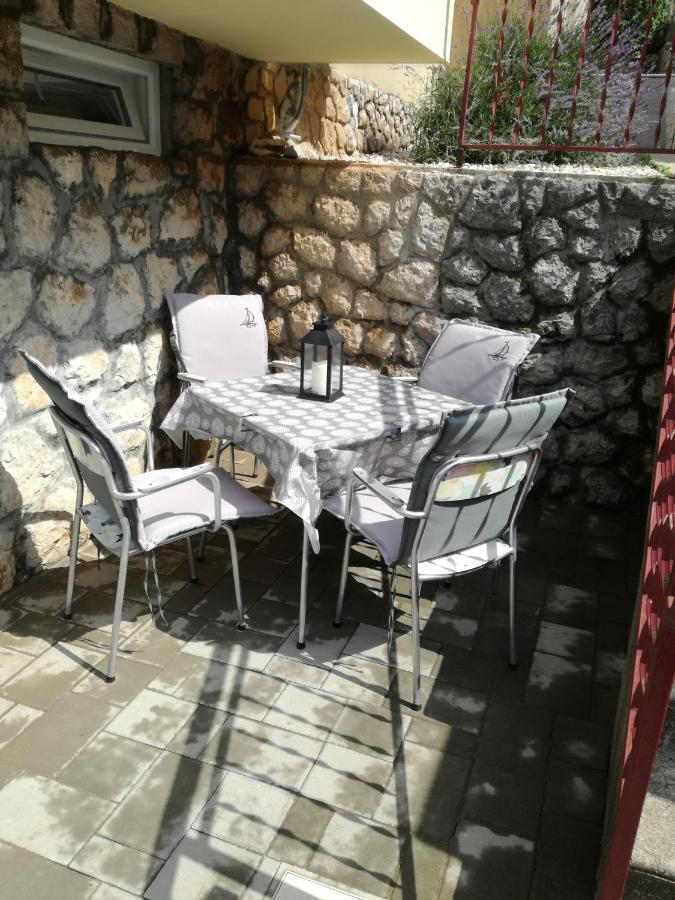 Apartment Dvorska تْسْغيكفانِتْسا المظهر الخارجي الصورة