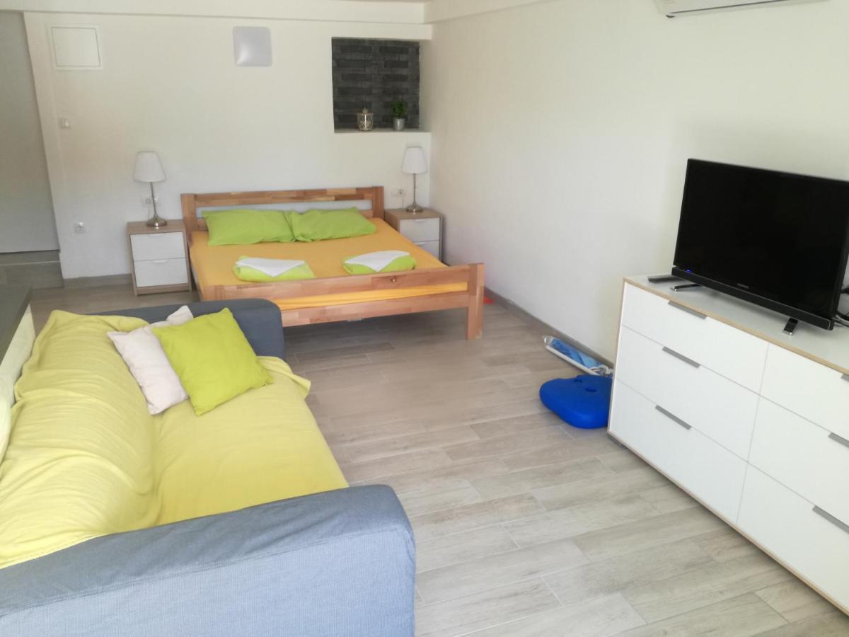 Apartment Dvorska تْسْغيكفانِتْسا المظهر الخارجي الصورة